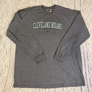 Vintage Nike Team Cleveland Indians Center Swoosh Long sleeve Tee Men's XXL